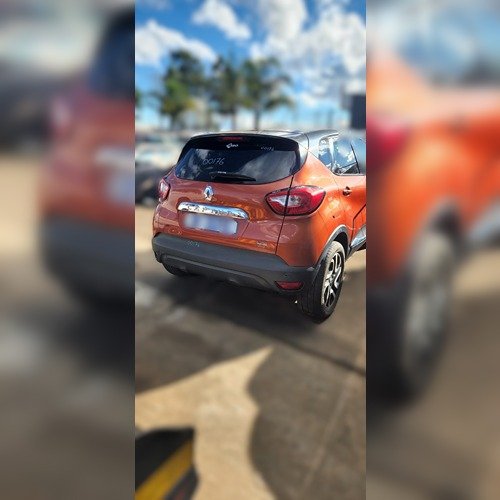 Renault Captur 00176 2015 Renault Captur
