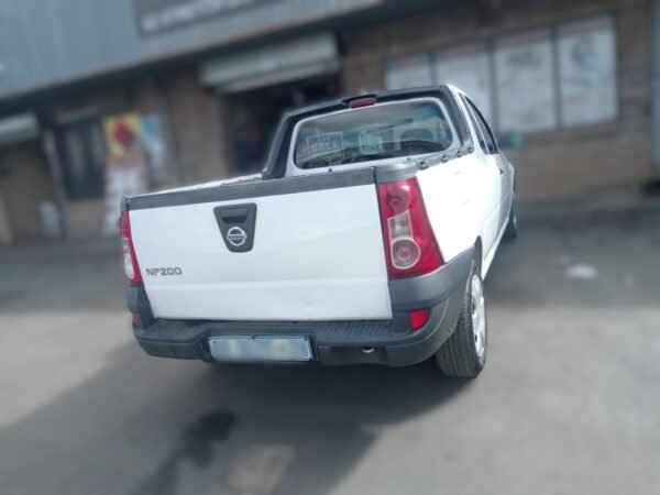Nissan NP200 1.6