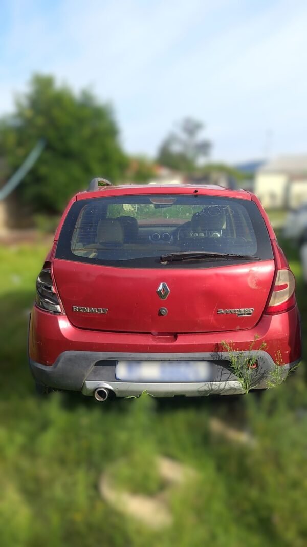 Renault Sandero 2010