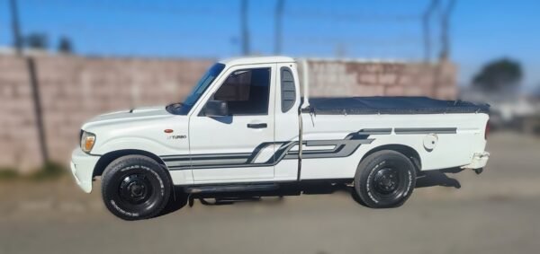 Mahindra 2.5 2009