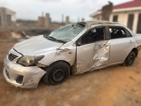 Toyota Quest 1ZR Auto 00342 left